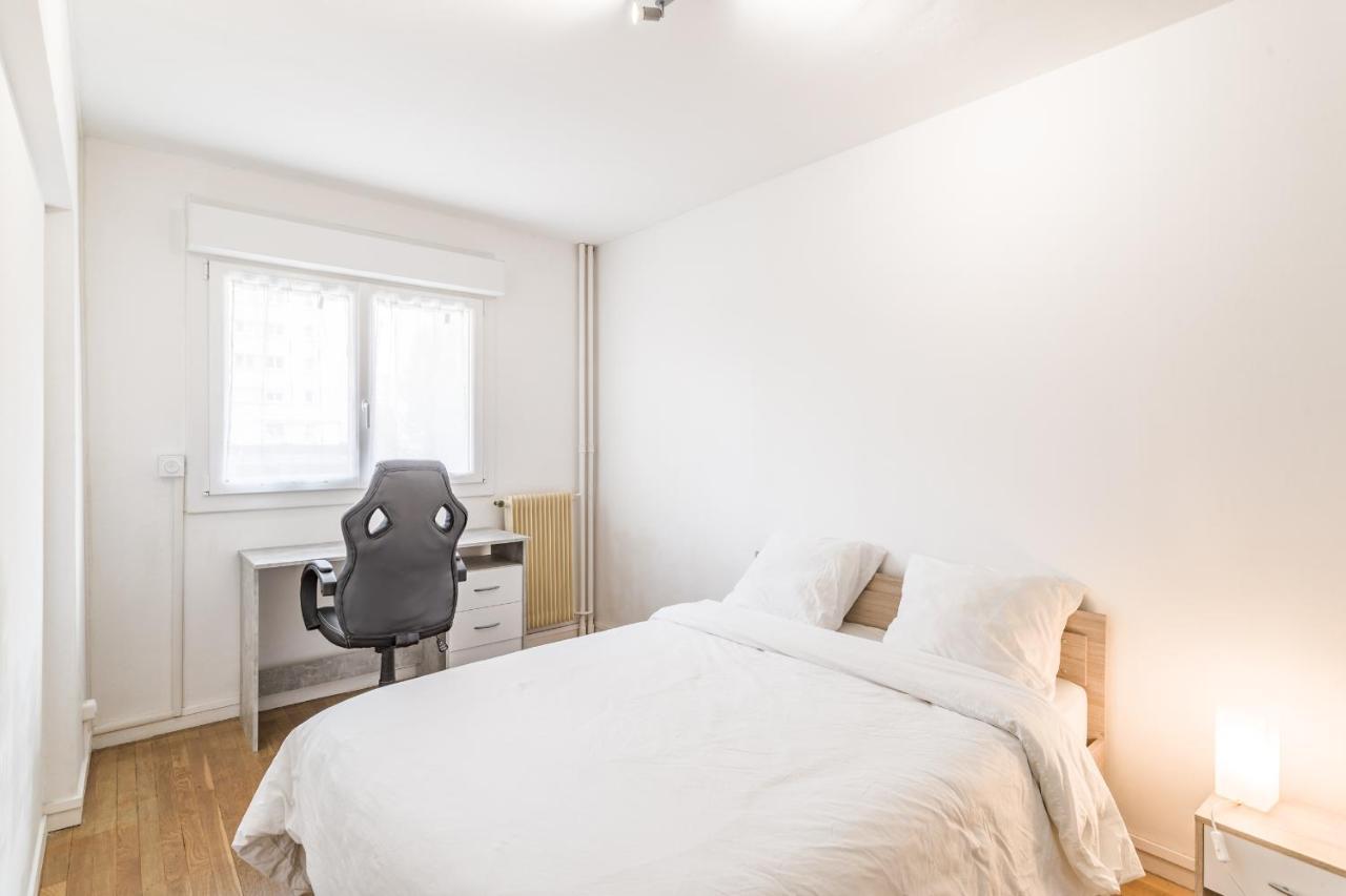 Spacieux Appartement - 6 Personnes - Parking Gratuit Saint-Andre-les-Vergers Екстер'єр фото